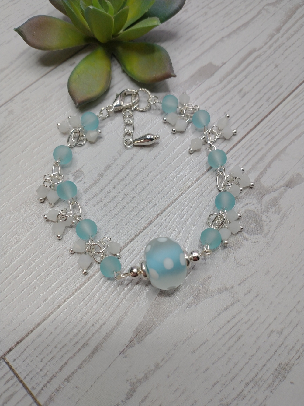 New Hand Crafted Beaded Dangle Bracelet